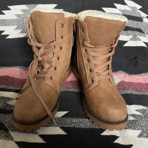 Apres by Lamo Womens Boots NEW